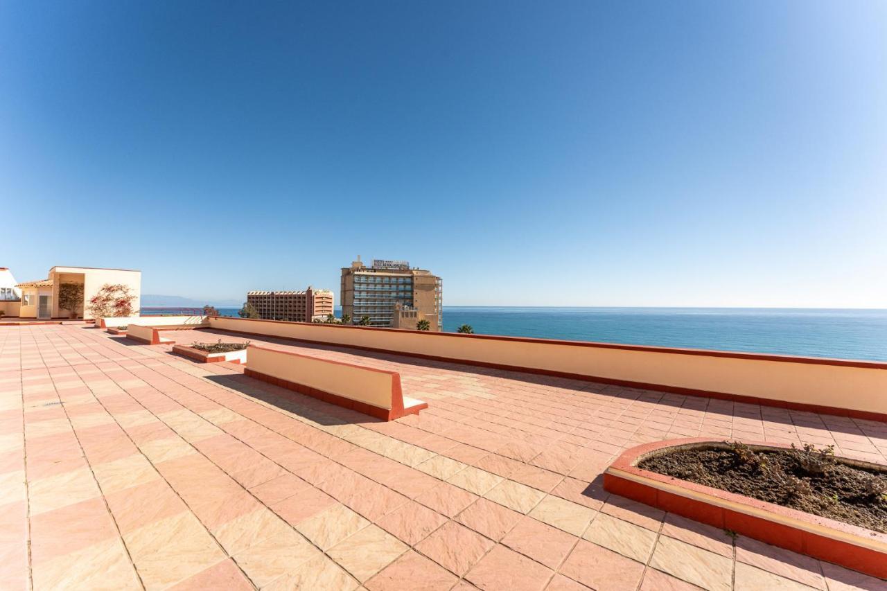 Benalmadena Beachfront Retreat Big Balcony And City Sea Views Apartamento Exterior foto