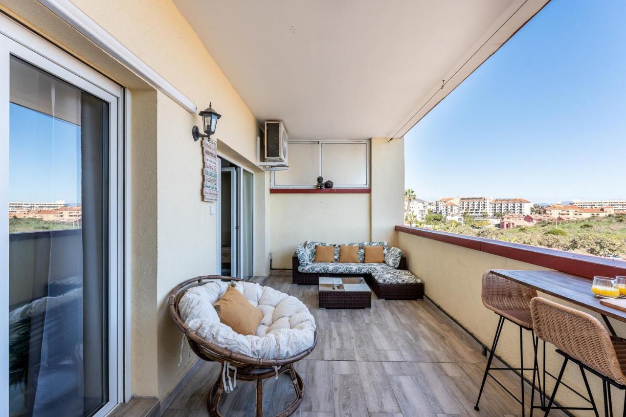 Benalmadena Beachfront Retreat Big Balcony And City Sea Views Apartamento Exterior foto