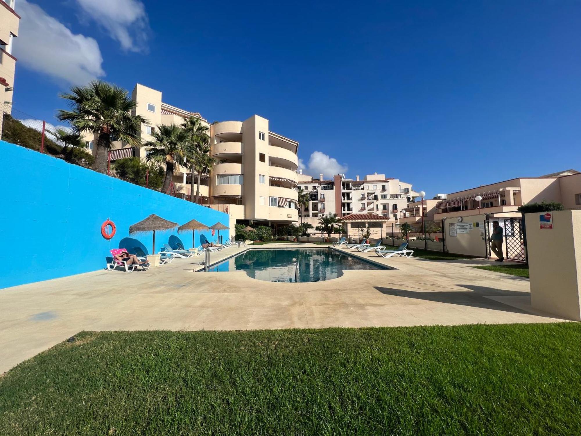Benalmadena Beachfront Retreat Big Balcony And City Sea Views Apartamento Exterior foto